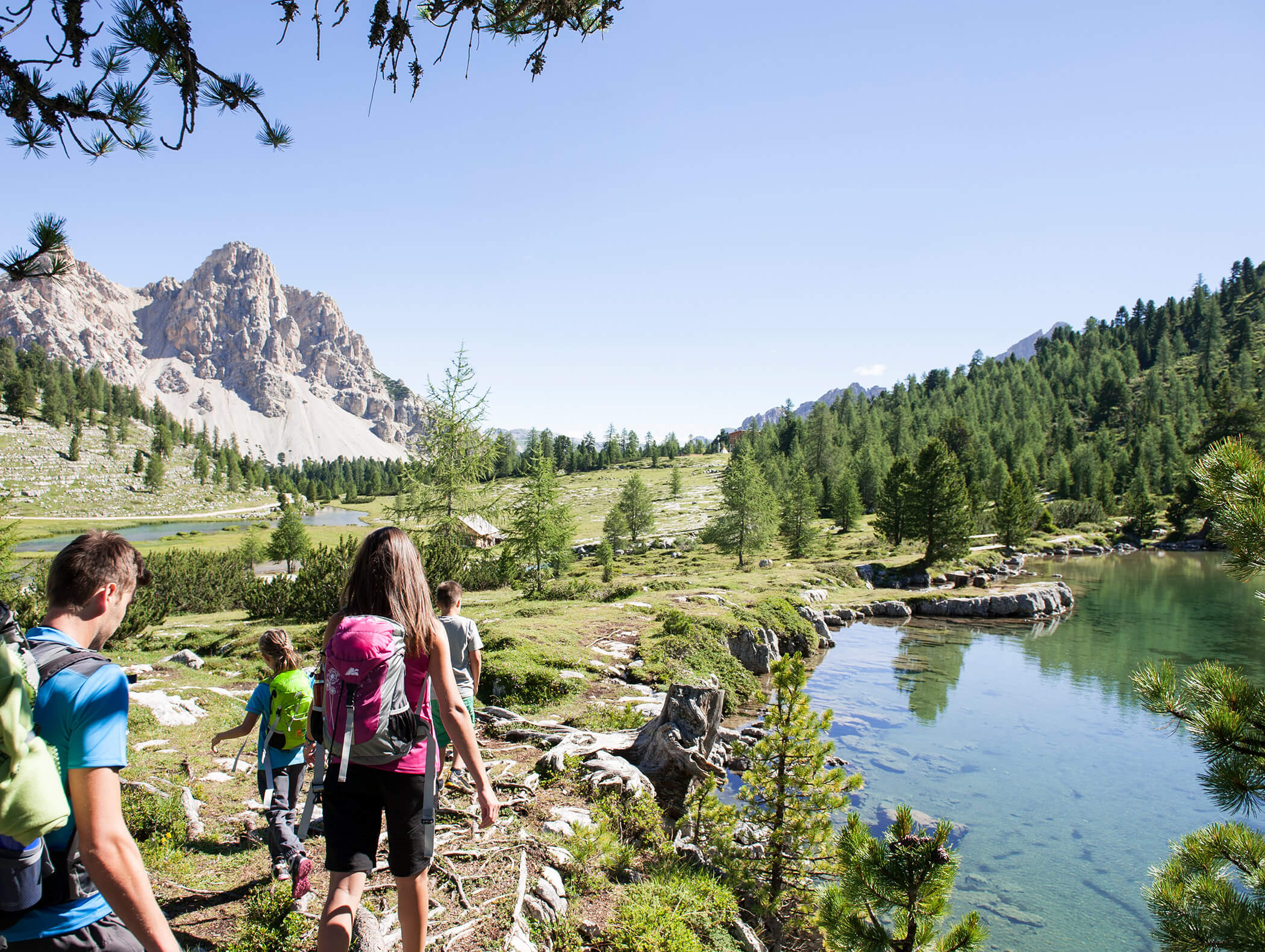 Bergsee - Wanderung im Sommer - Ciasa Pedagà